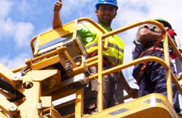 Addetti all’uso di piattaforme di lavoro elevabili (PLE) con o senza stabilizzatori